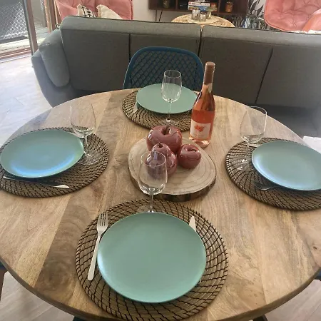 Apartment Le De Christine *