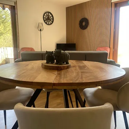 Le De Christine Apartment